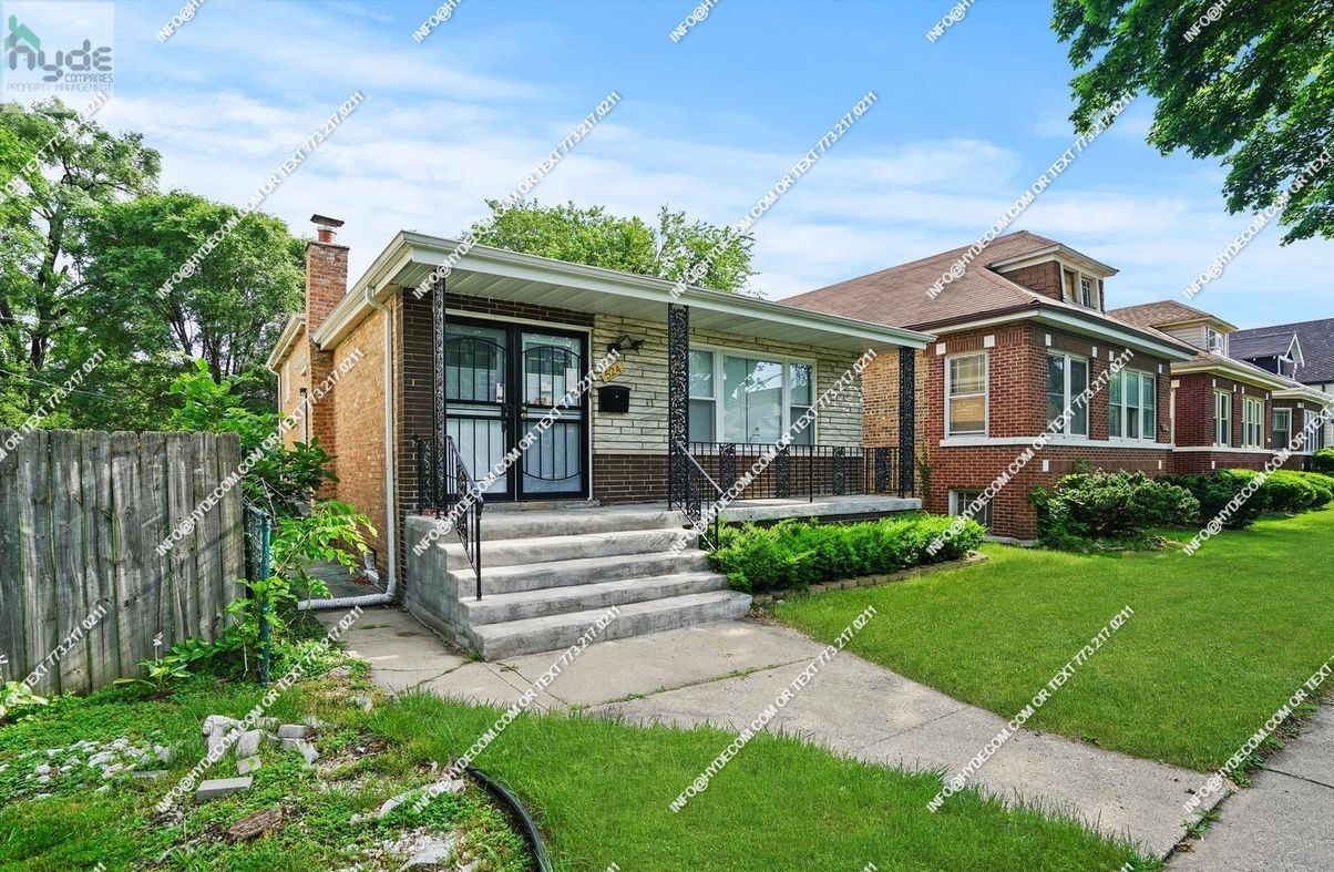 524 East 89th Place